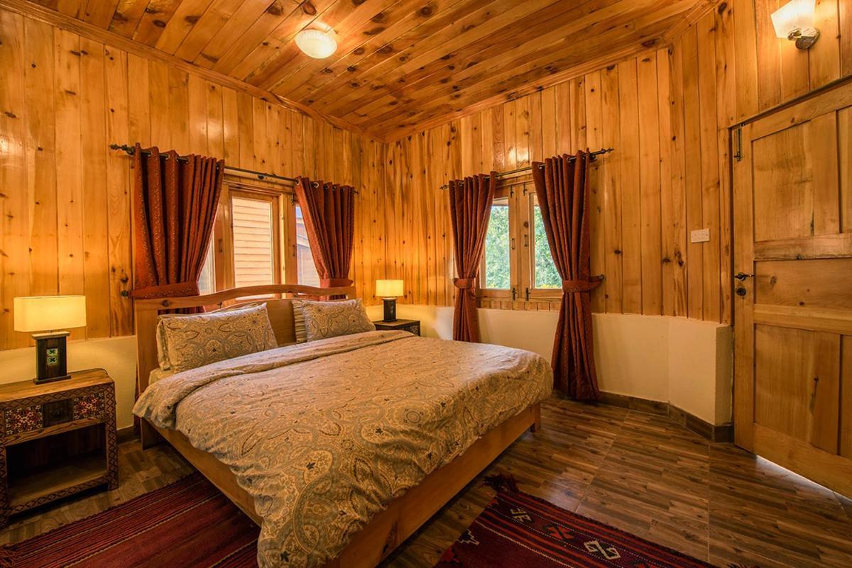 Arcadian Sprucewoods Hotel Shogran ภายนอก รูปภาพ