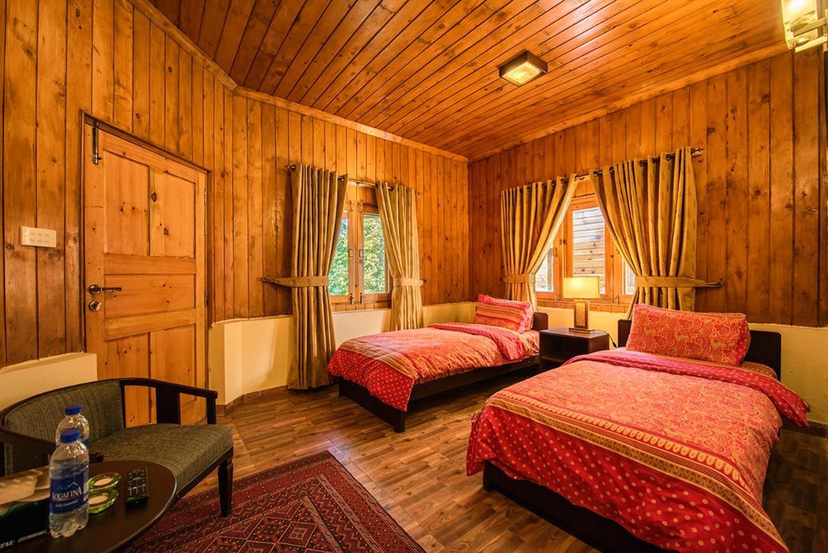 Arcadian Sprucewoods Hotel Shogran ภายนอก รูปภาพ