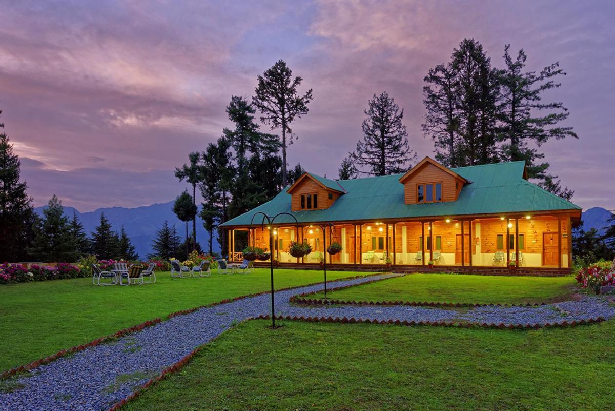 Arcadian Sprucewoods Hotel Shogran ภายนอก รูปภาพ